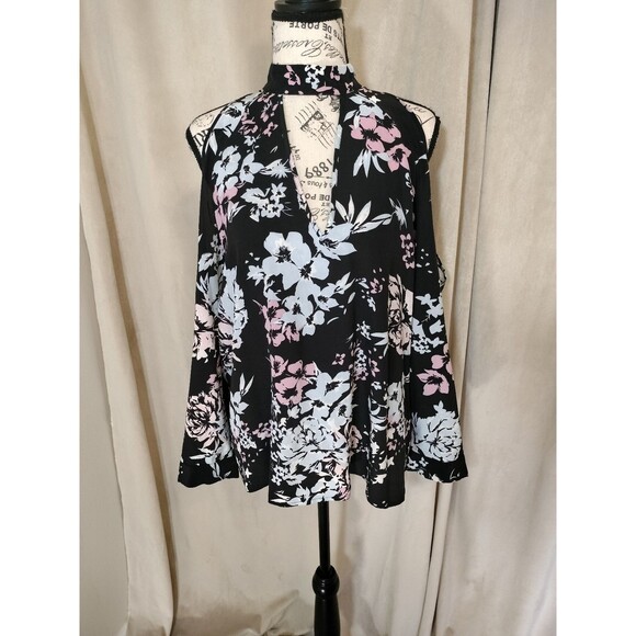 NWOT! Yumi Kim Floral Open Shoulder High Neck Silk Blouse. Size L - Picture 1 of 8